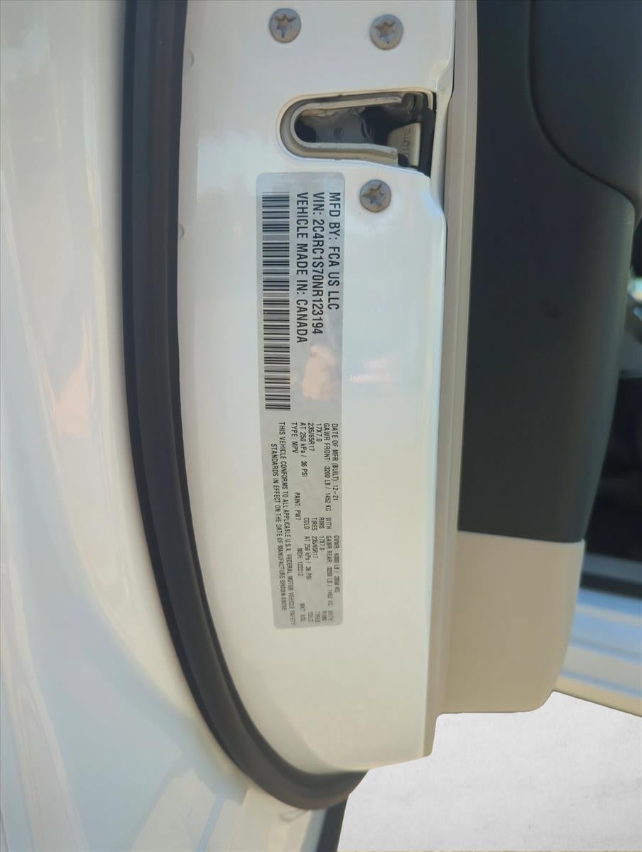 2022 Chrysler Pacifica Hybrid Limited FWD