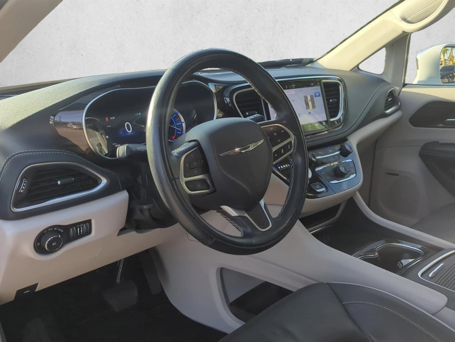2022 Chrysler Pacifica Hybrid Limited FWD