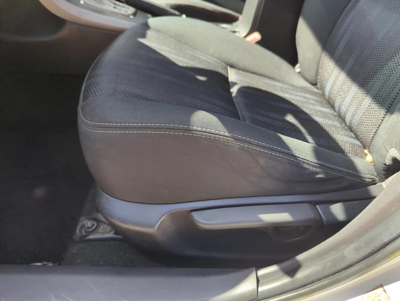 2013 Toyota Corolla 4dr Sdn Auto S (Natl)