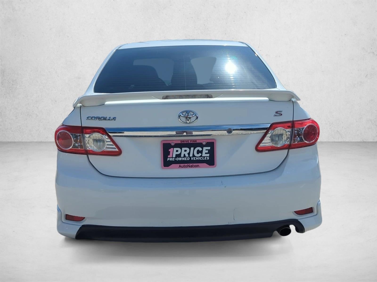 2013 Toyota Corolla 4dr Sdn Auto S (Natl)