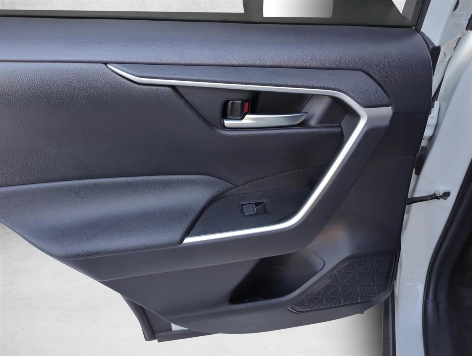 2024 Toyota RAV4 XLE Premium AWD (Natl)