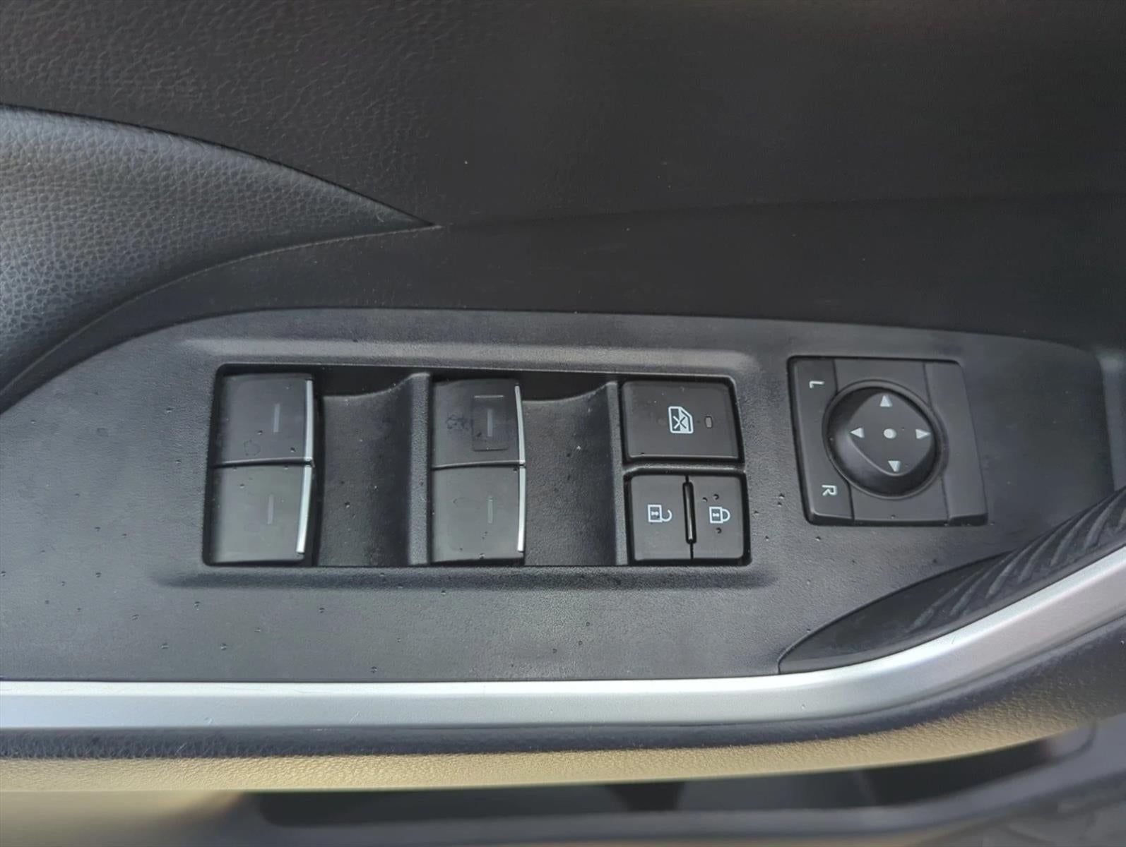 2024 Toyota RAV4 XLE Premium FWD (Natl)