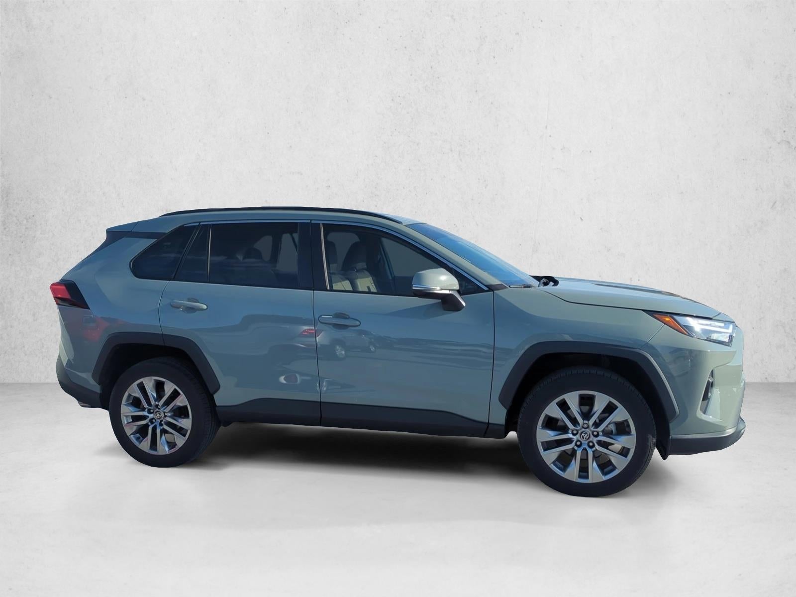 2023 Toyota RAV4 XLE Premium FWD (Natl)