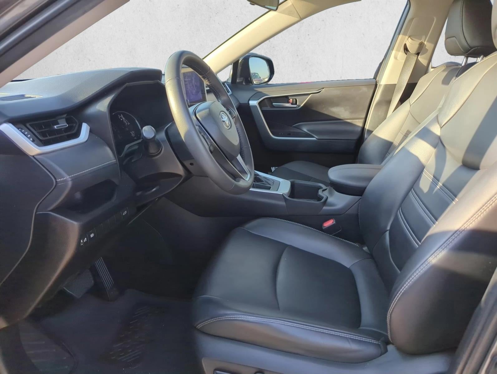 2024 Toyota RAV4 XLE Premium FWD (Natl)