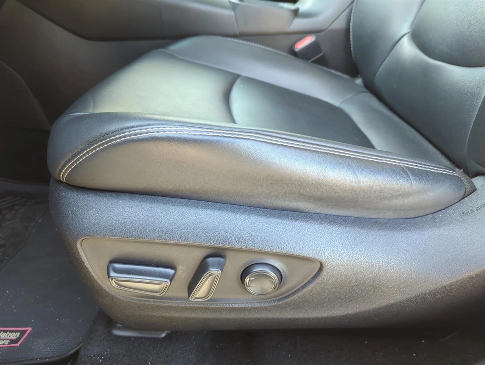 2024 Toyota RAV4 XLE Premium FWD (Natl)