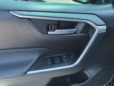 2025 Toyota RAV4 XLE Premium FWD (Natl)