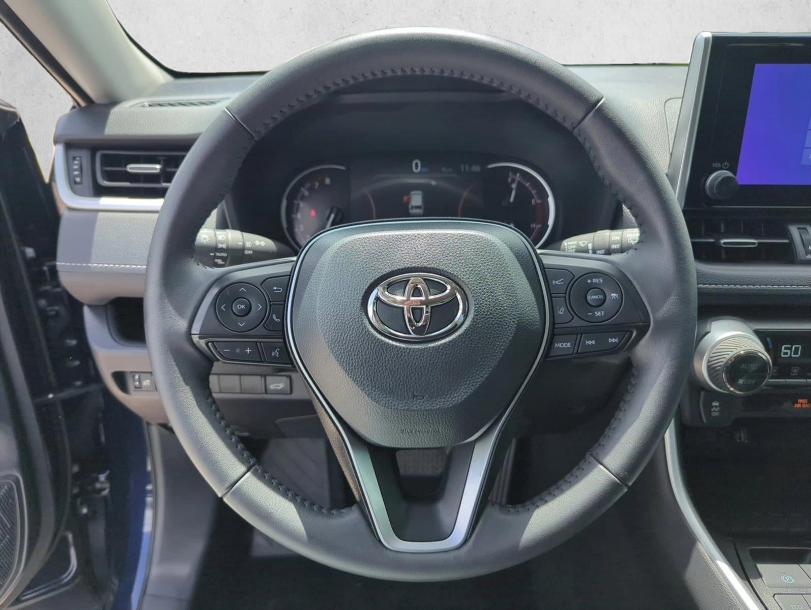 2025 Toyota RAV4 XLE Premium FWD (Natl)