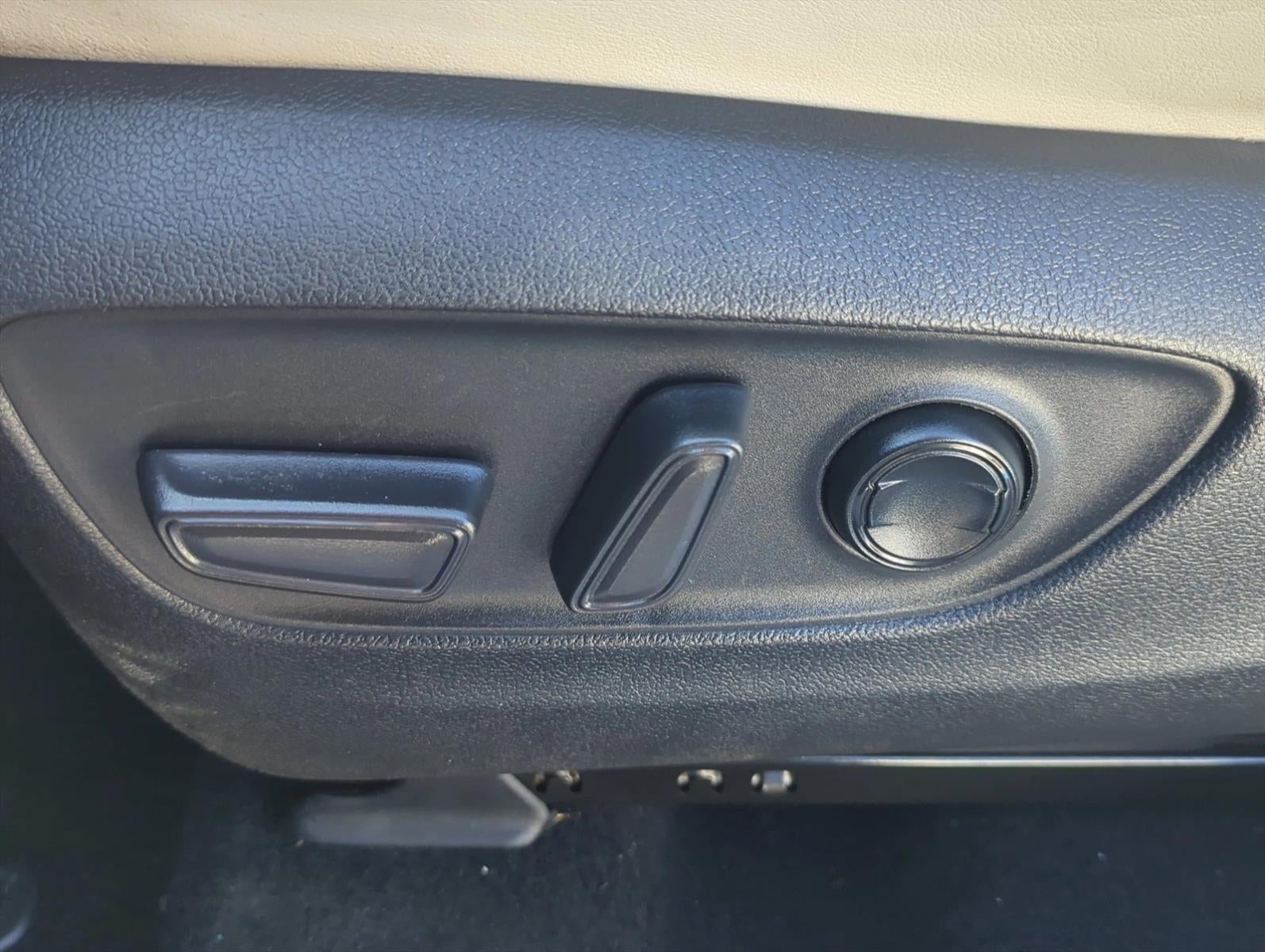 2021 Toyota RAV4 XLE Premium FWD (Natl)
