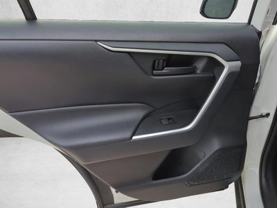 2021 Toyota RAV4 LE FWD (GS)