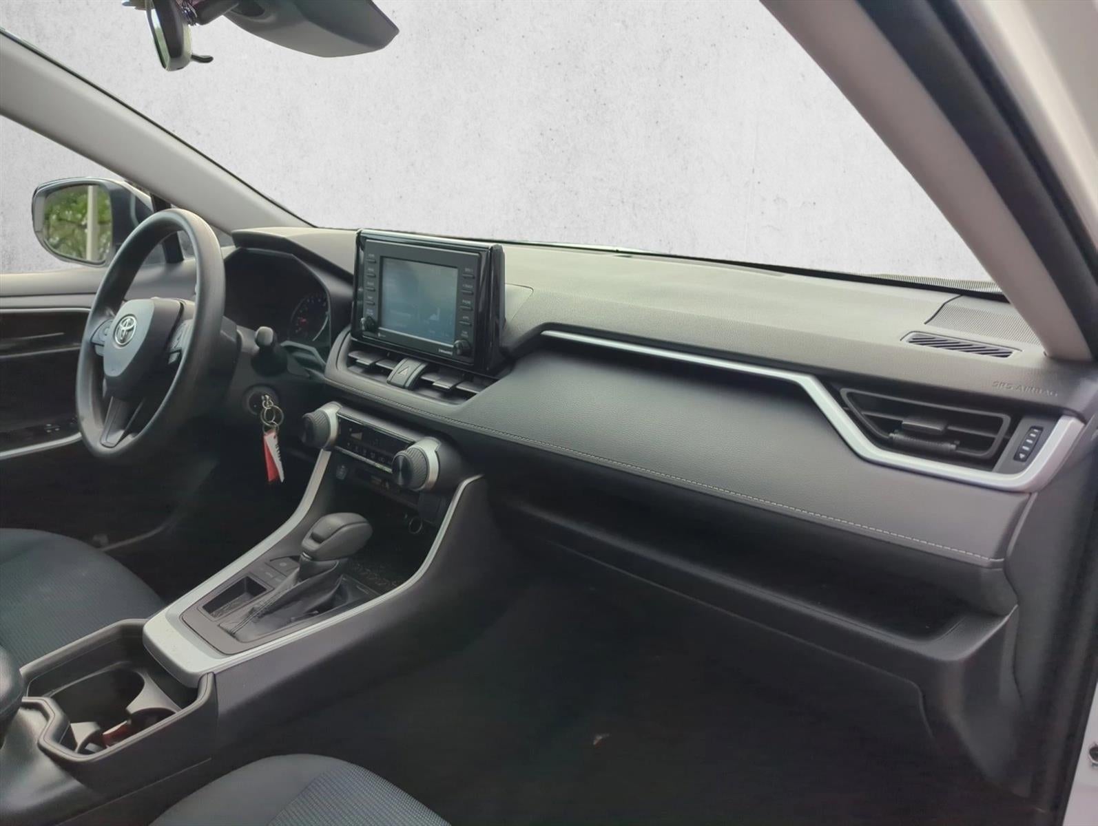 2021 Toyota RAV4 LE FWD (GS)