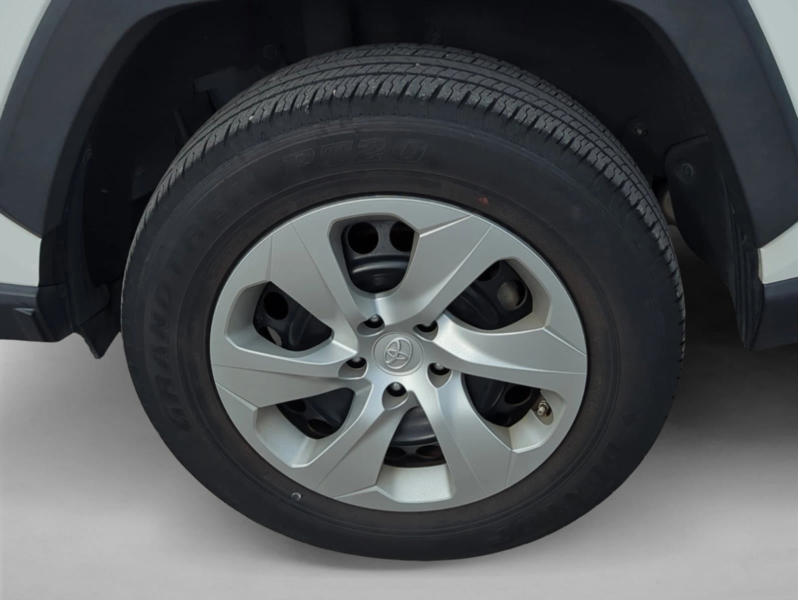 2021 Toyota RAV4 LE FWD (GS)