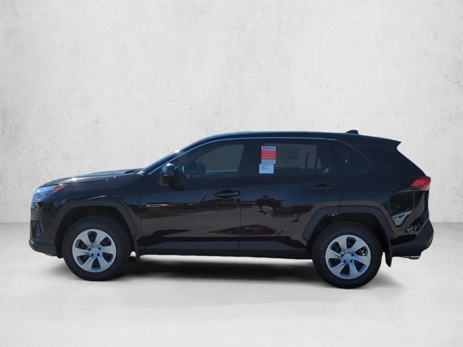 2025 Toyota RAV4 LE FWD (GS)