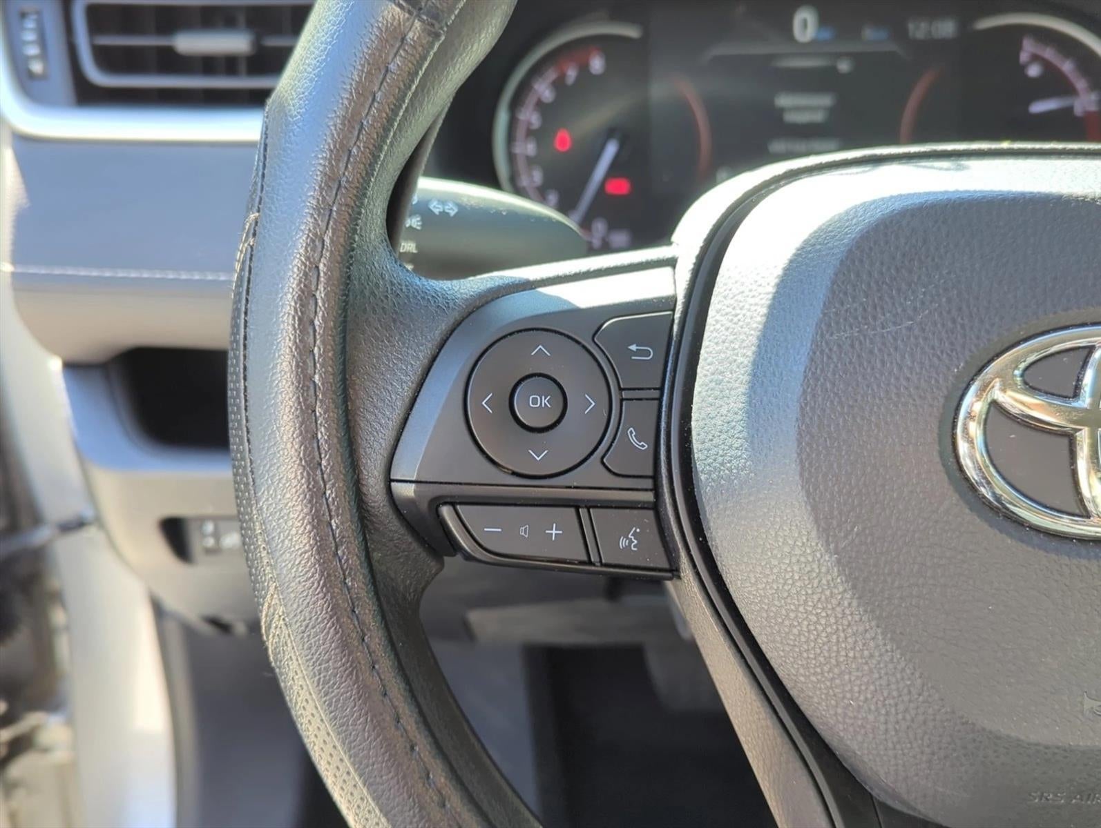 2023 Toyota RAV4 LE FWD (GS)