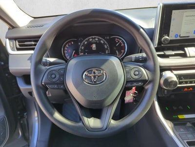 2025 Toyota RAV4 LE FWD (GS)