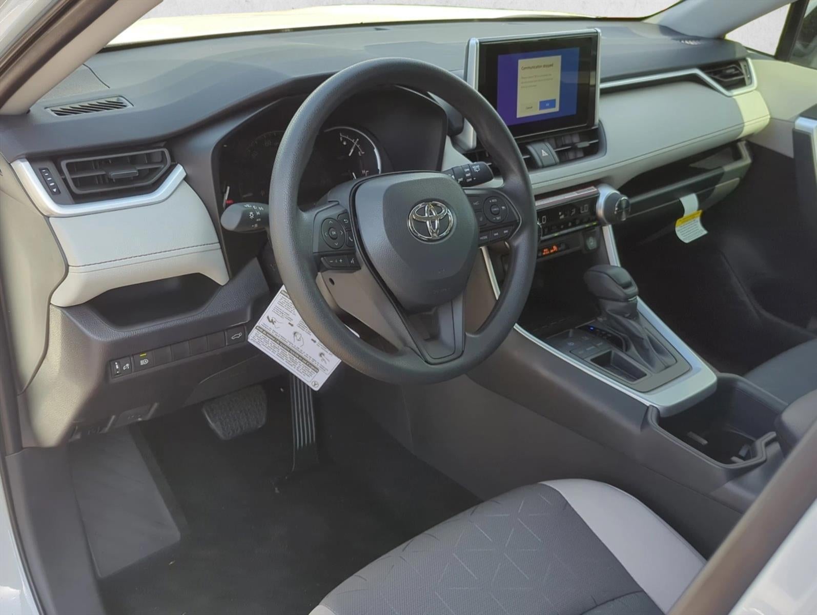 2025 Toyota RAV4 XLE FWD (GS)