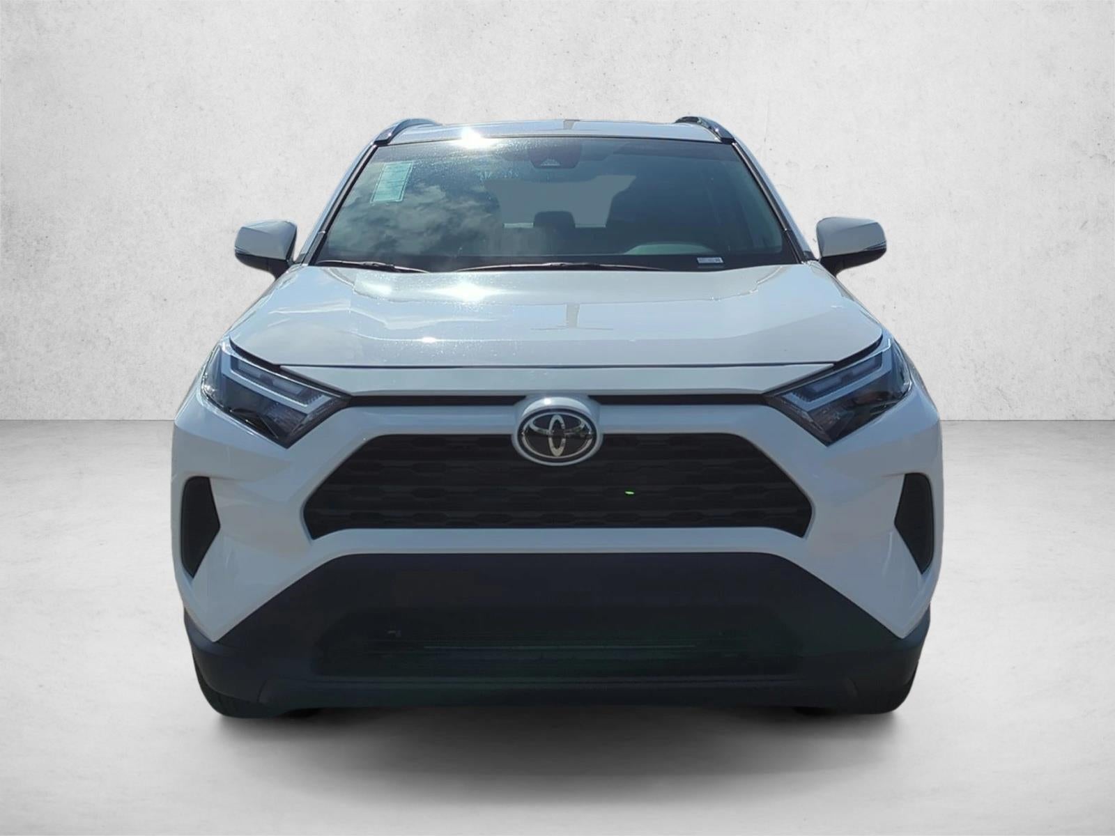2025 Toyota RAV4 XLE FWD (GS)