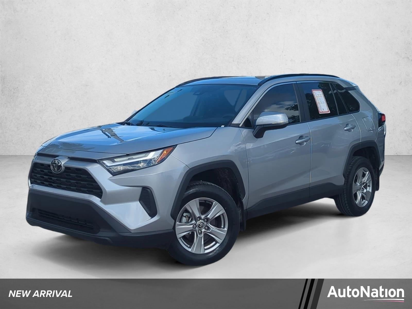 2025 Toyota RAV4 XLE FWD (Natl)