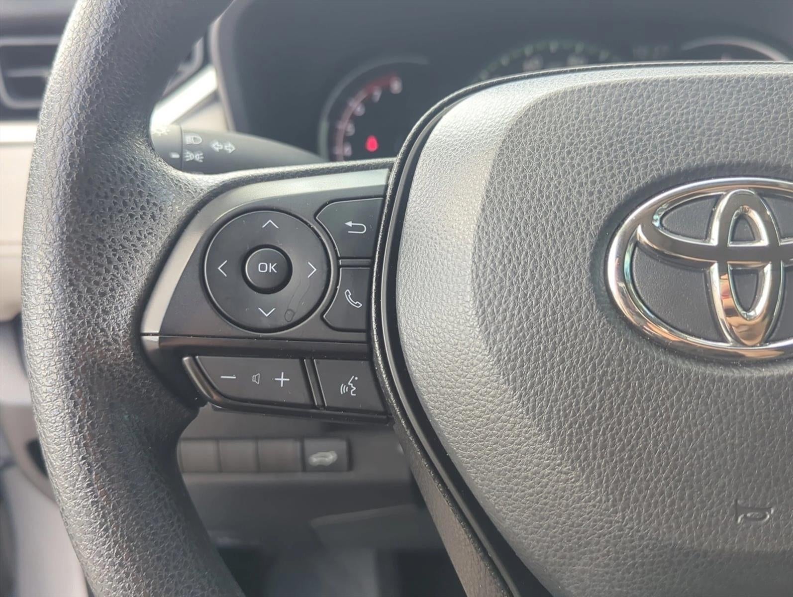 2025 Toyota RAV4 XLE FWD (Natl)