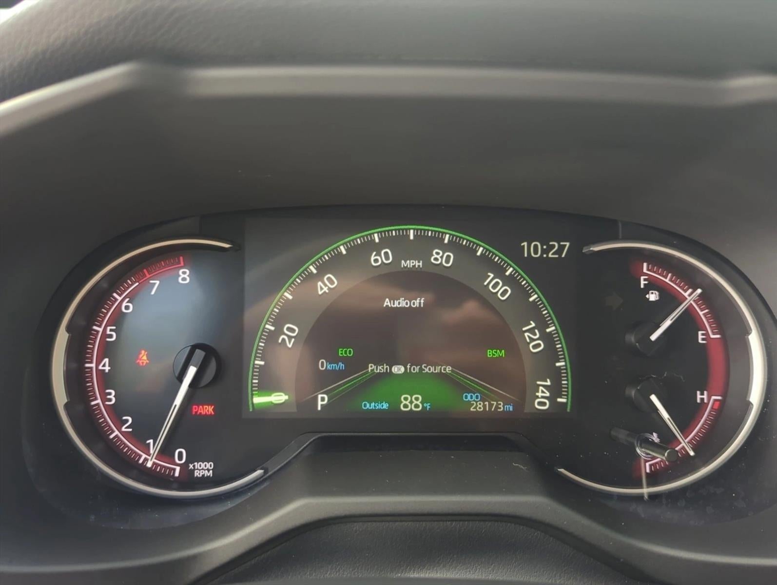 2025 Toyota RAV4 XLE FWD (Natl)
