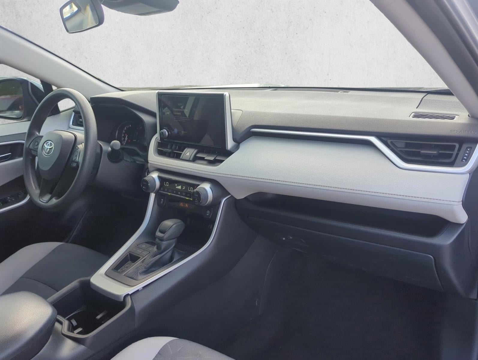2025 Toyota RAV4 XLE FWD (Natl)