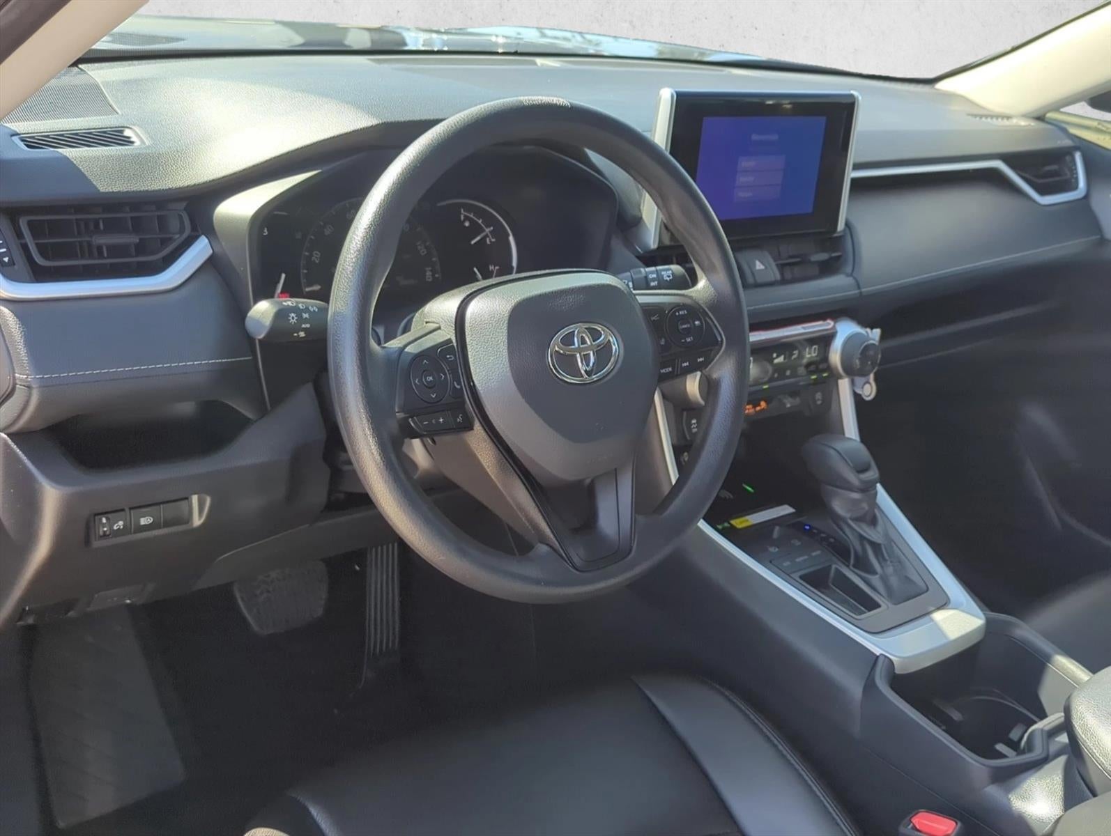 2025 Toyota RAV4 XLE FWD (Natl)
