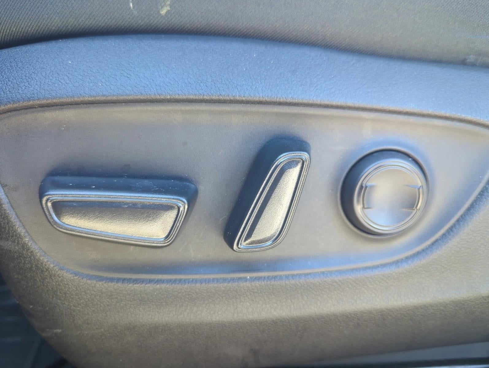 2022 Toyota RAV4 XLE FWD (GS)