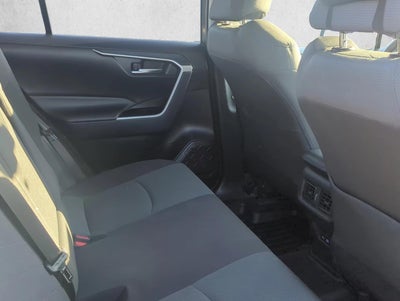 2022 Toyota RAV4 XLE FWD (GS)