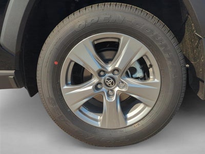 2025 Toyota RAV4 XLE FWD (GS)