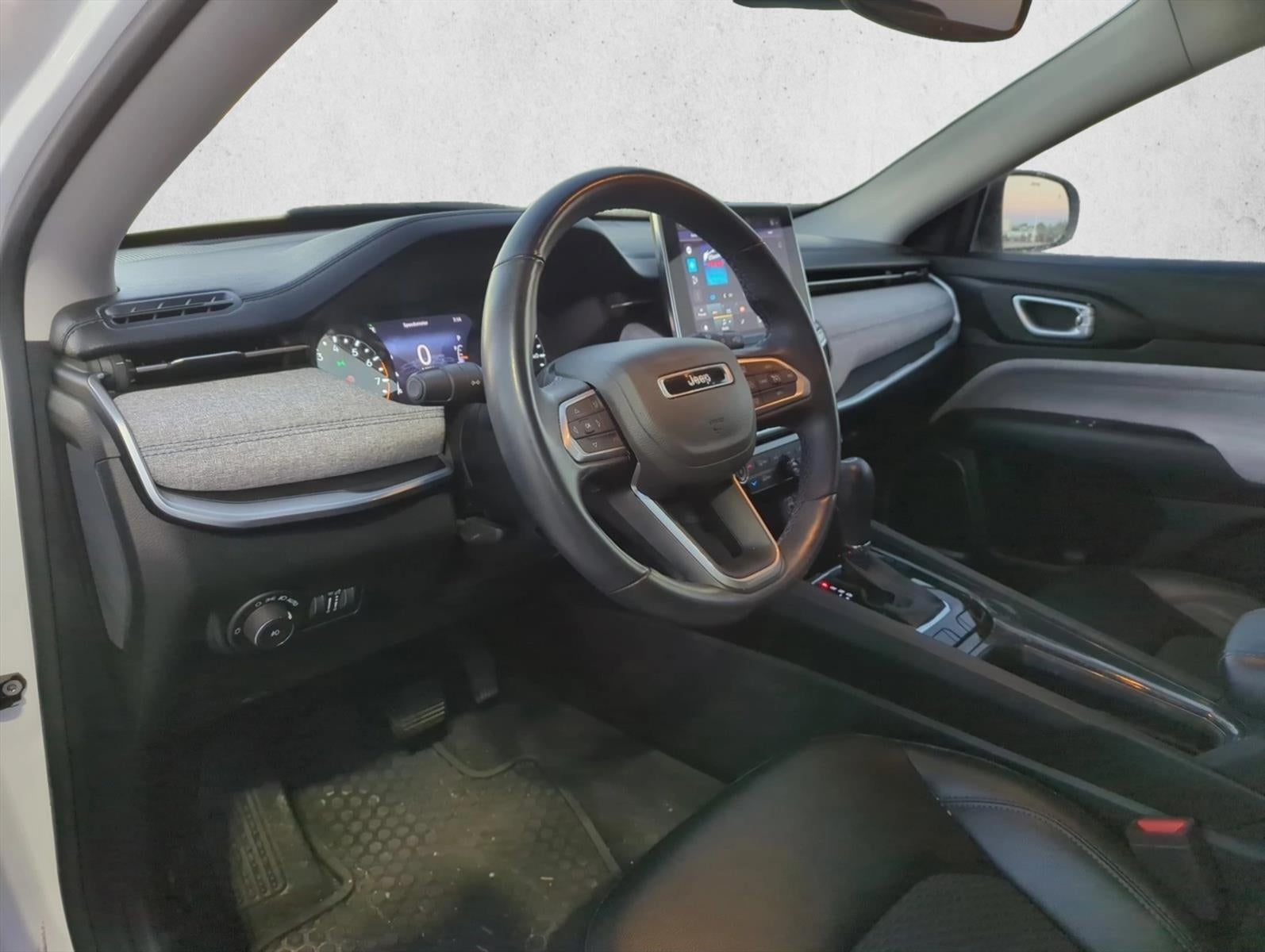 2022 Jeep Compass Latitude FWD