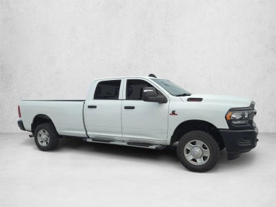 2023 RAM 3500 Tradesman 4x4 Crew Cab 8' Box