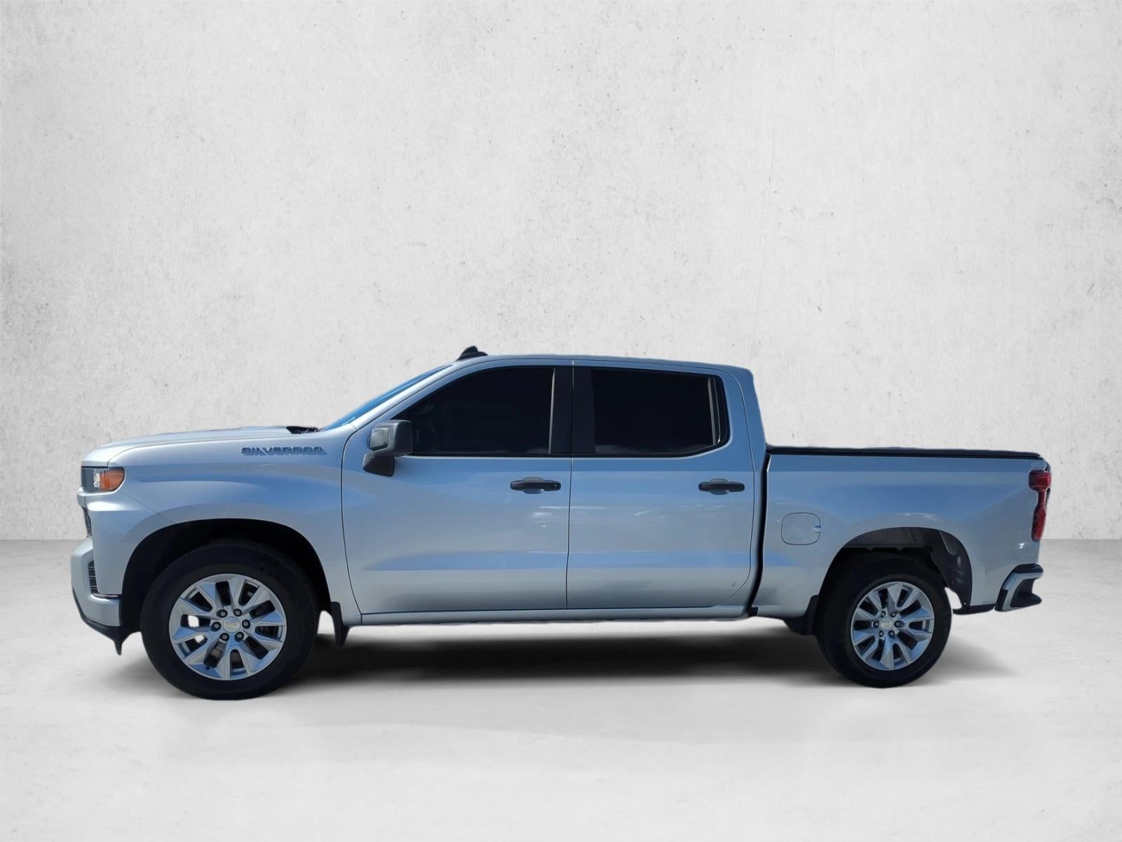 2020 Chevrolet Silverado 1500 Crew Cab Short Box 2-Wheel Drive Custom