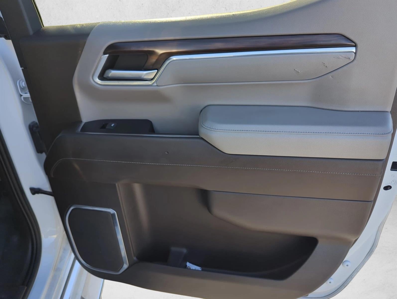 2023 GMC Sierra 1500 Crew Cab Short Box 2-Wheel Drive SLT