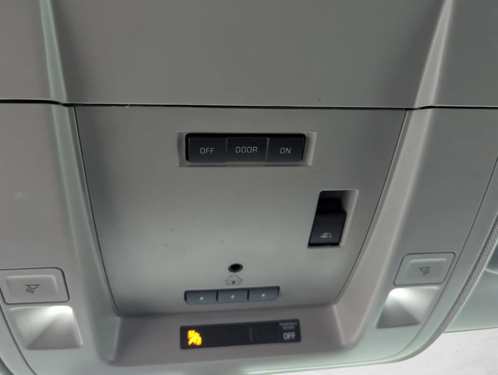 2017 GMC Sierra 1500 Crew Cab Short Box 4-Wheel Drive SLE