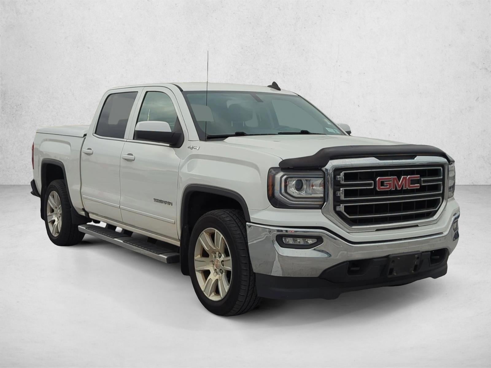 2017 GMC Sierra 1500 Crew Cab Short Box 4-Wheel Drive SLE