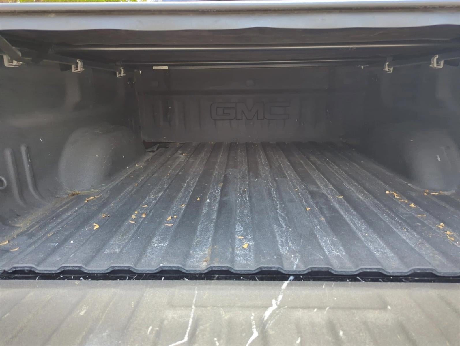2018 GMC Sierra 1500 Crew Cab Short Box 4-Wheel Drive SLT