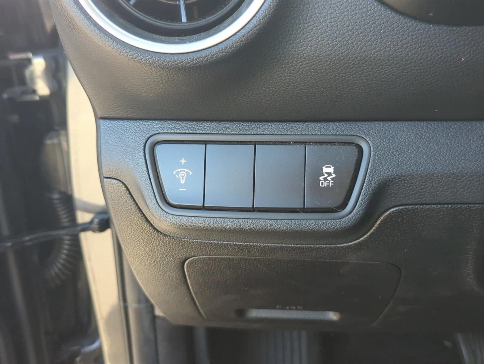2022 Kia Forte LXS IVT