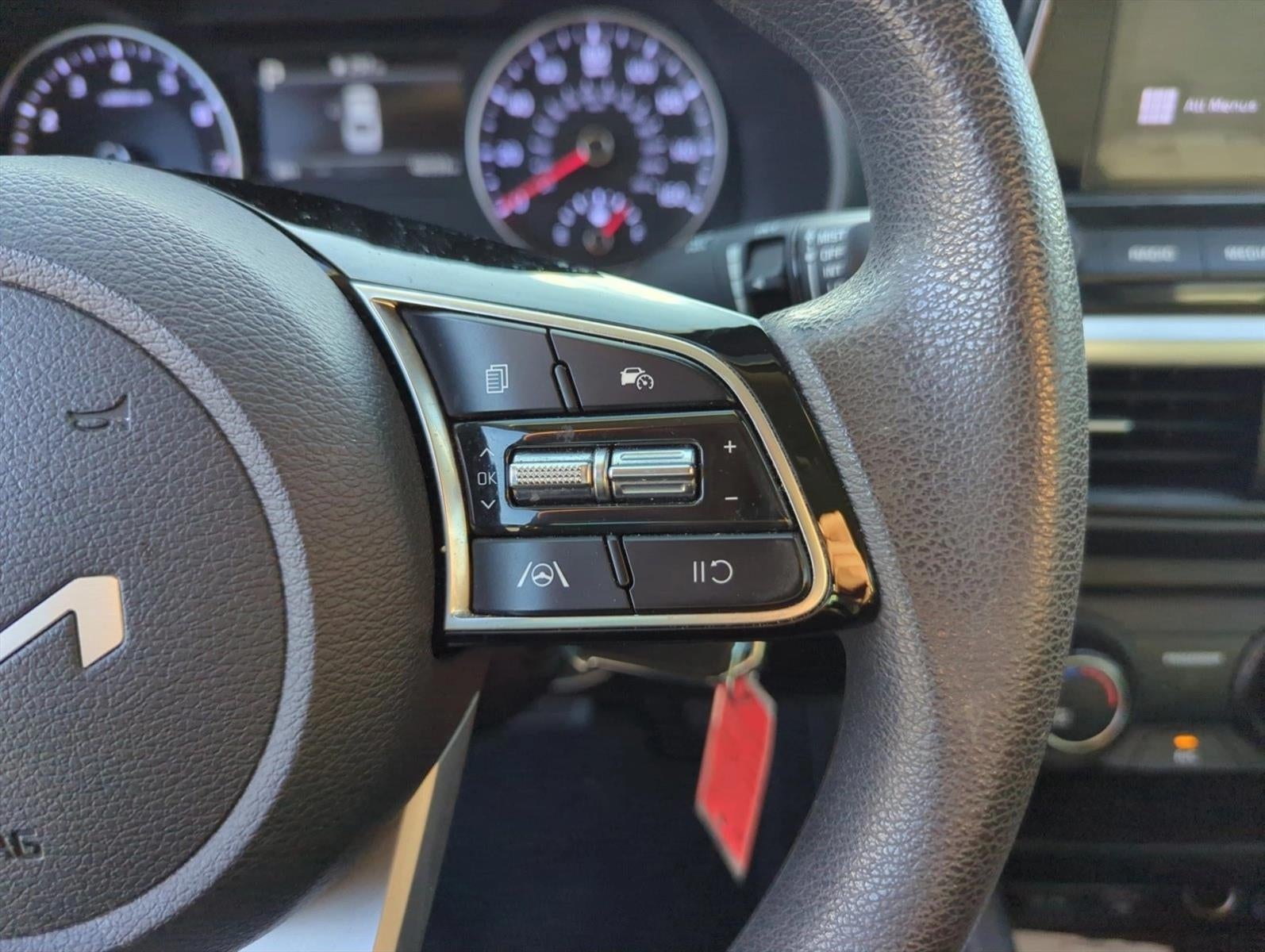 2022 Kia Forte LXS IVT