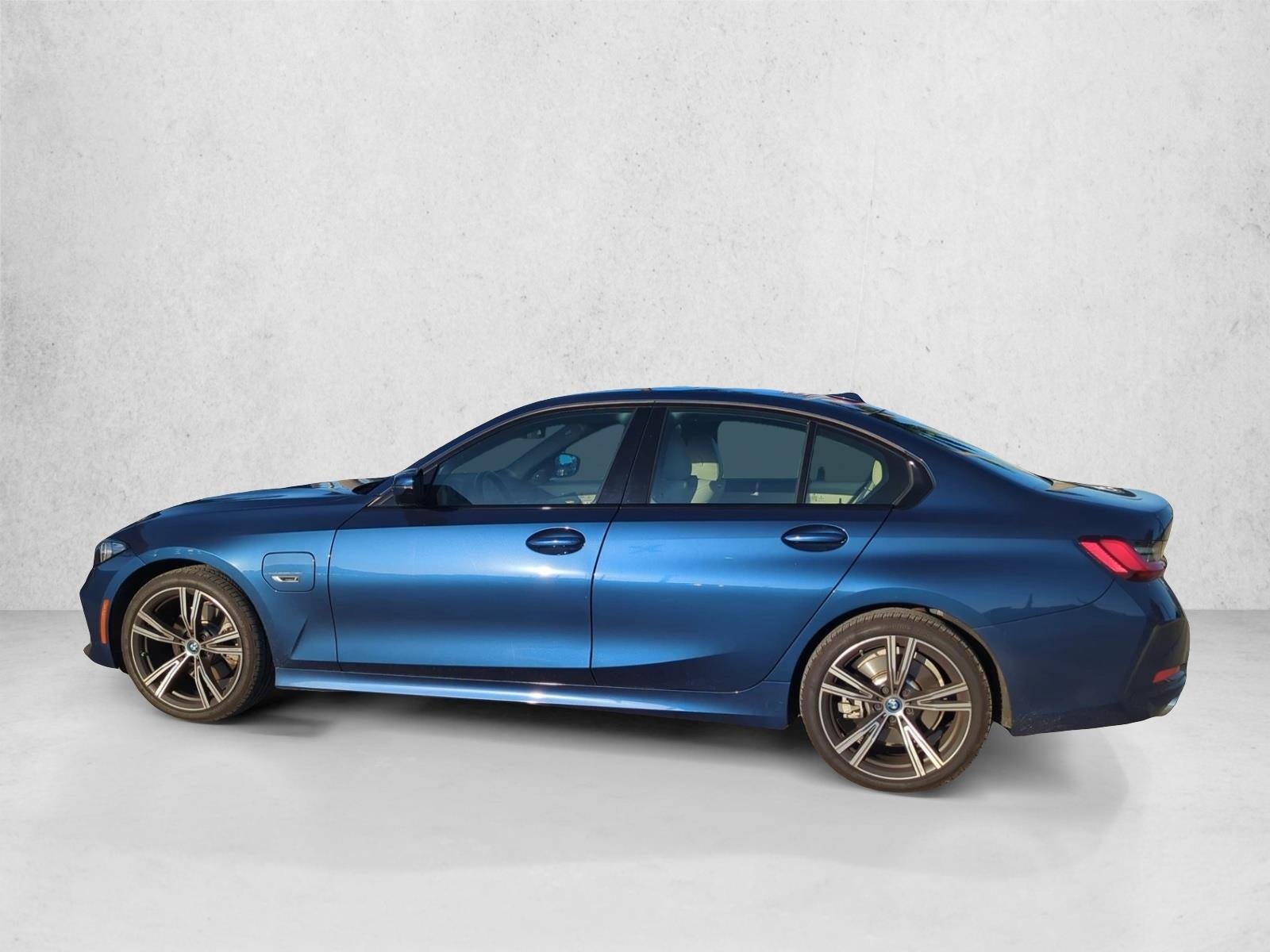 2023 BMW 330e Plug-In Hybrid