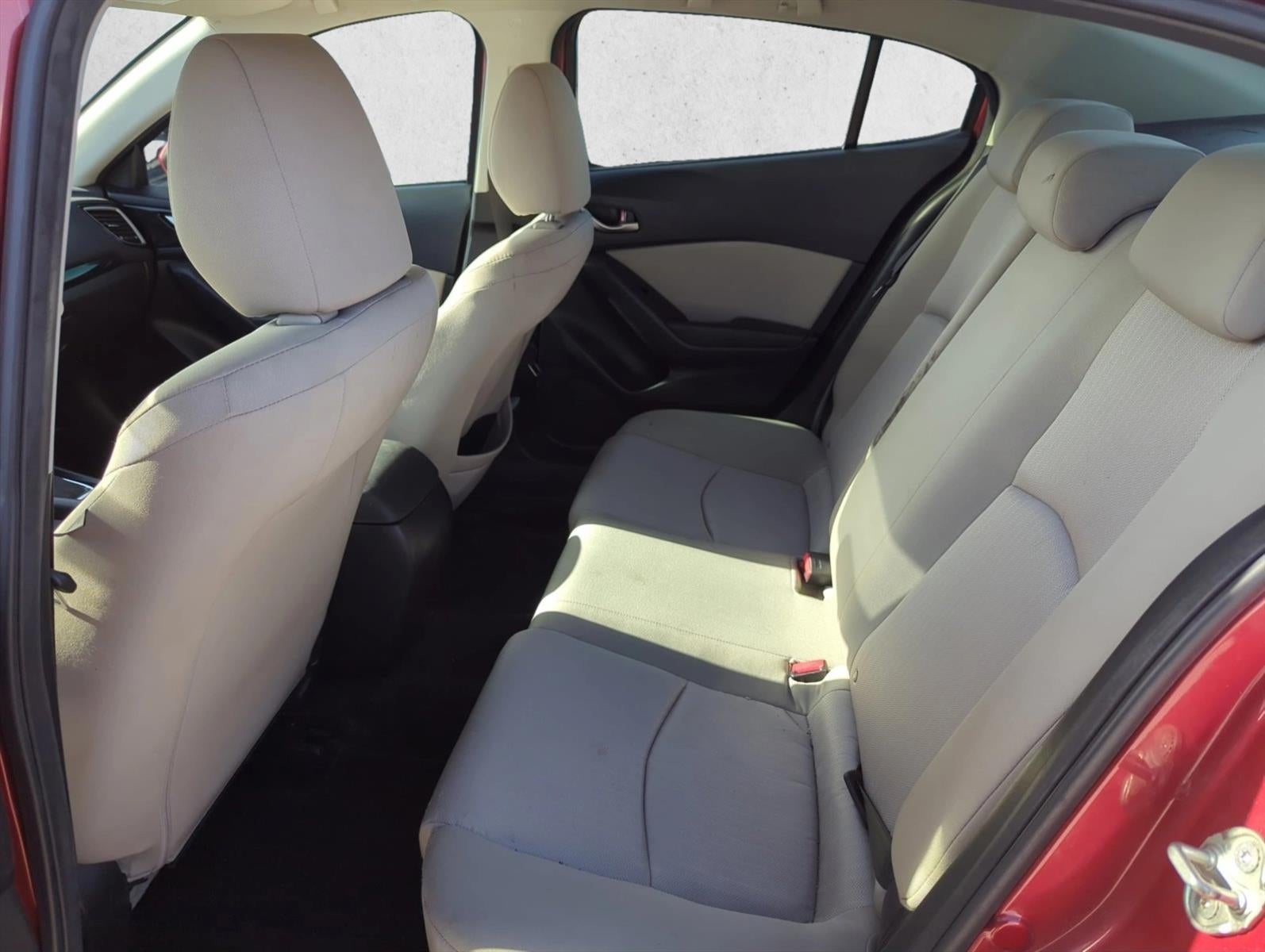 2016 Mazda Mazda3 4dr Sdn Auto i Sport