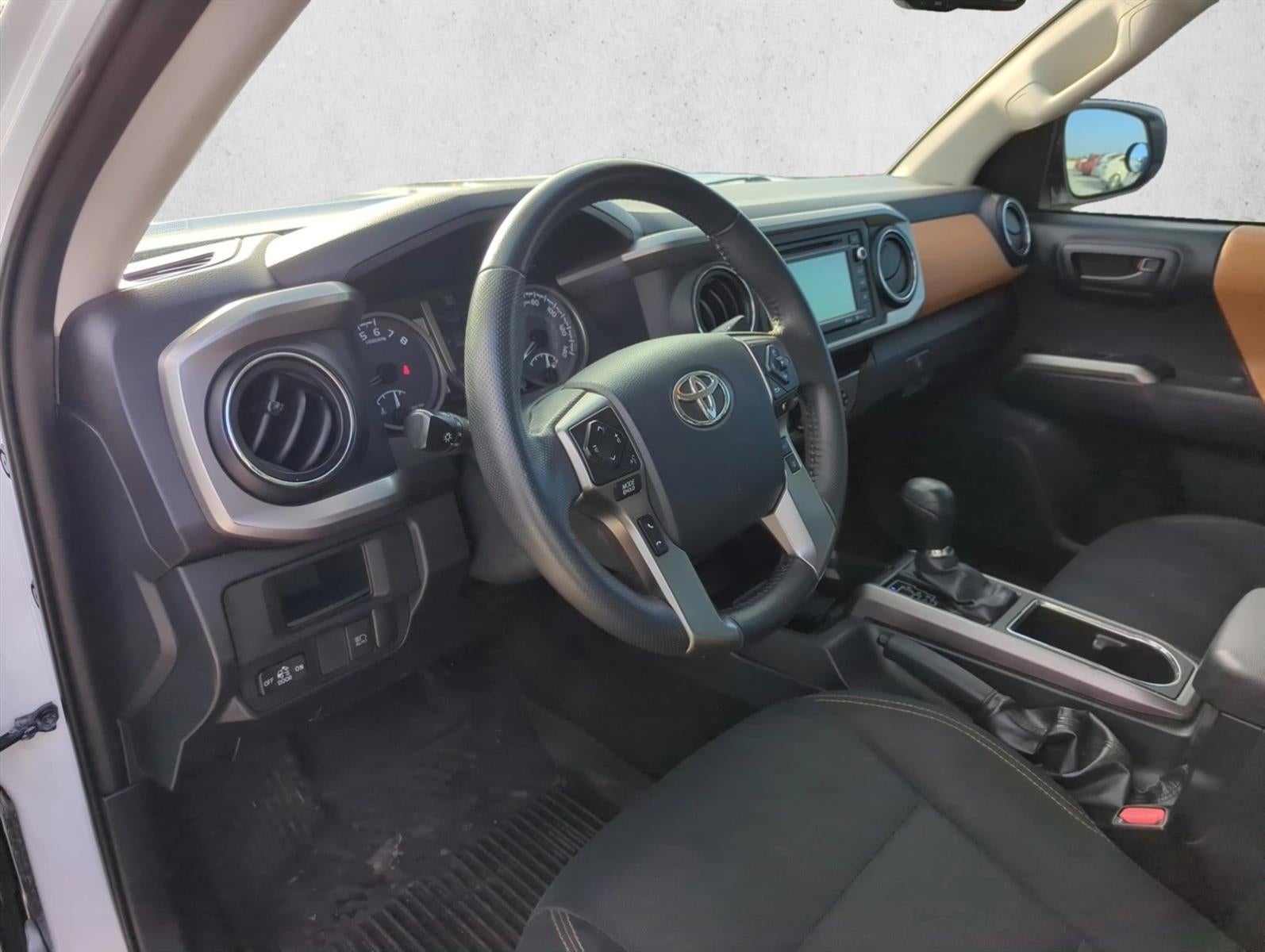 2019 Toyota Tacoma 2WD 2WD SR5 Double Cab 5' Bed V6 AT (GS)