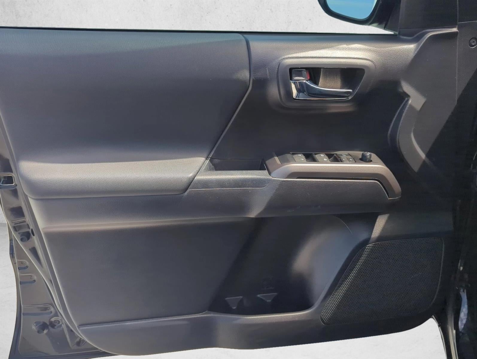 2023 Toyota Tacoma 2WD 2WD TRD Sport Double Cab 5' Bed V6 AT (Natl)