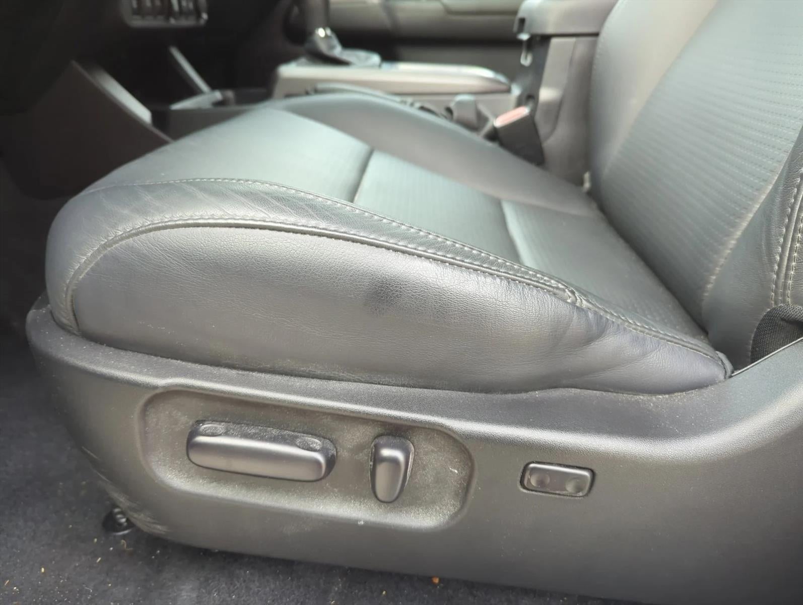 2022 Toyota Tacoma 2WD 2WD TRD Sport Double Cab 5' Bed V6 AT (Natl)