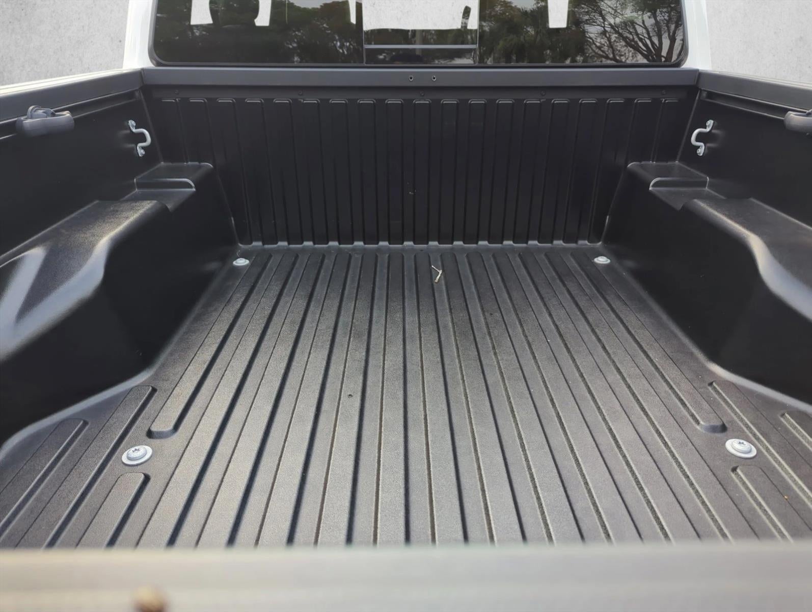 2022 Toyota Tacoma 2WD 2WD TRD Sport Double Cab 5' Bed V6 AT (Natl)