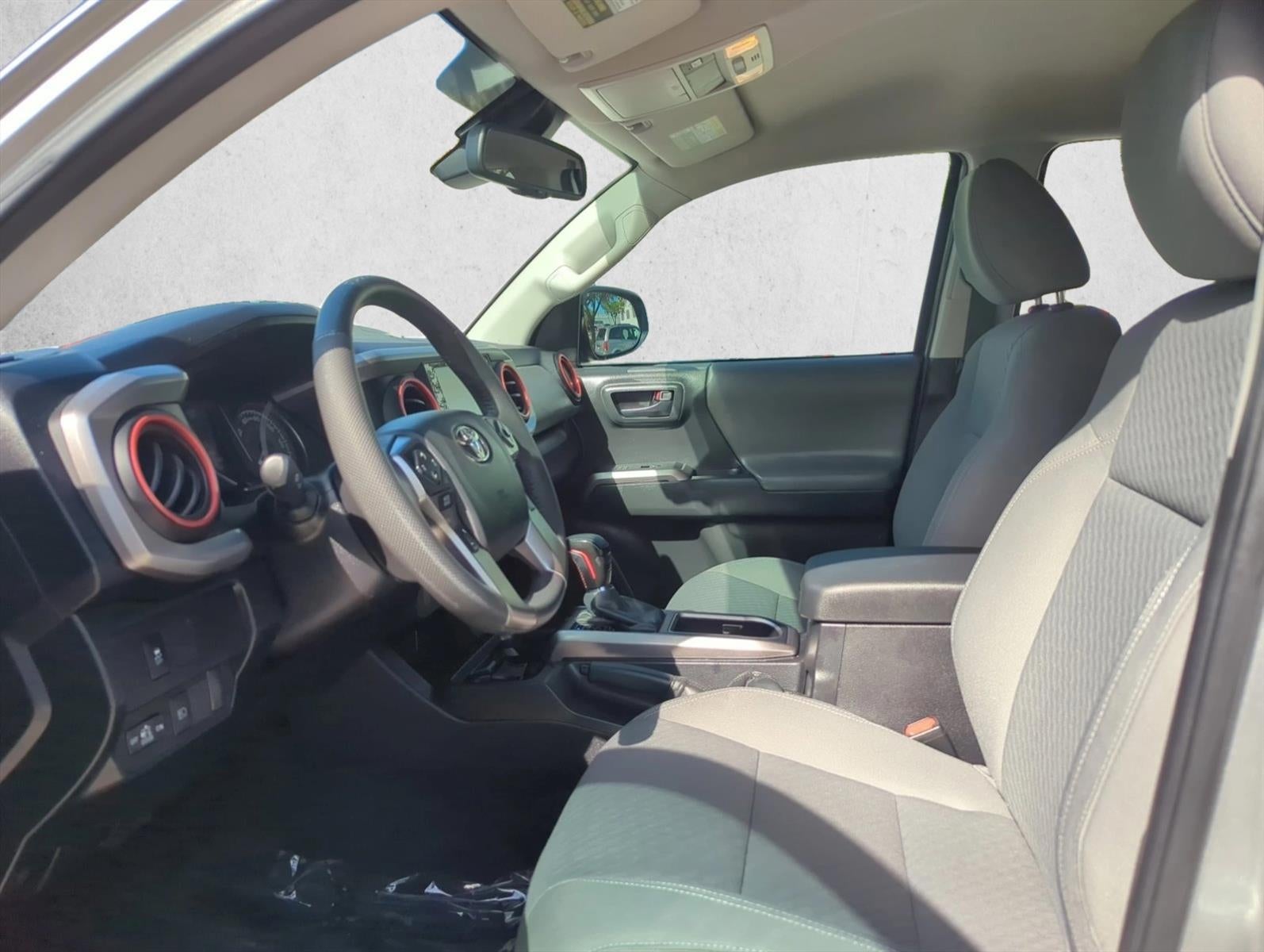 2023 Toyota Tacoma 2WD 2WD SR5 Double Cab 5' Bed V6 AT (GS)