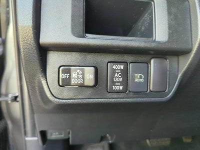 2019 Toyota Tacoma 2WD 2WD TRD Sport Double Cab 5' Bed V6 AT (Natl)