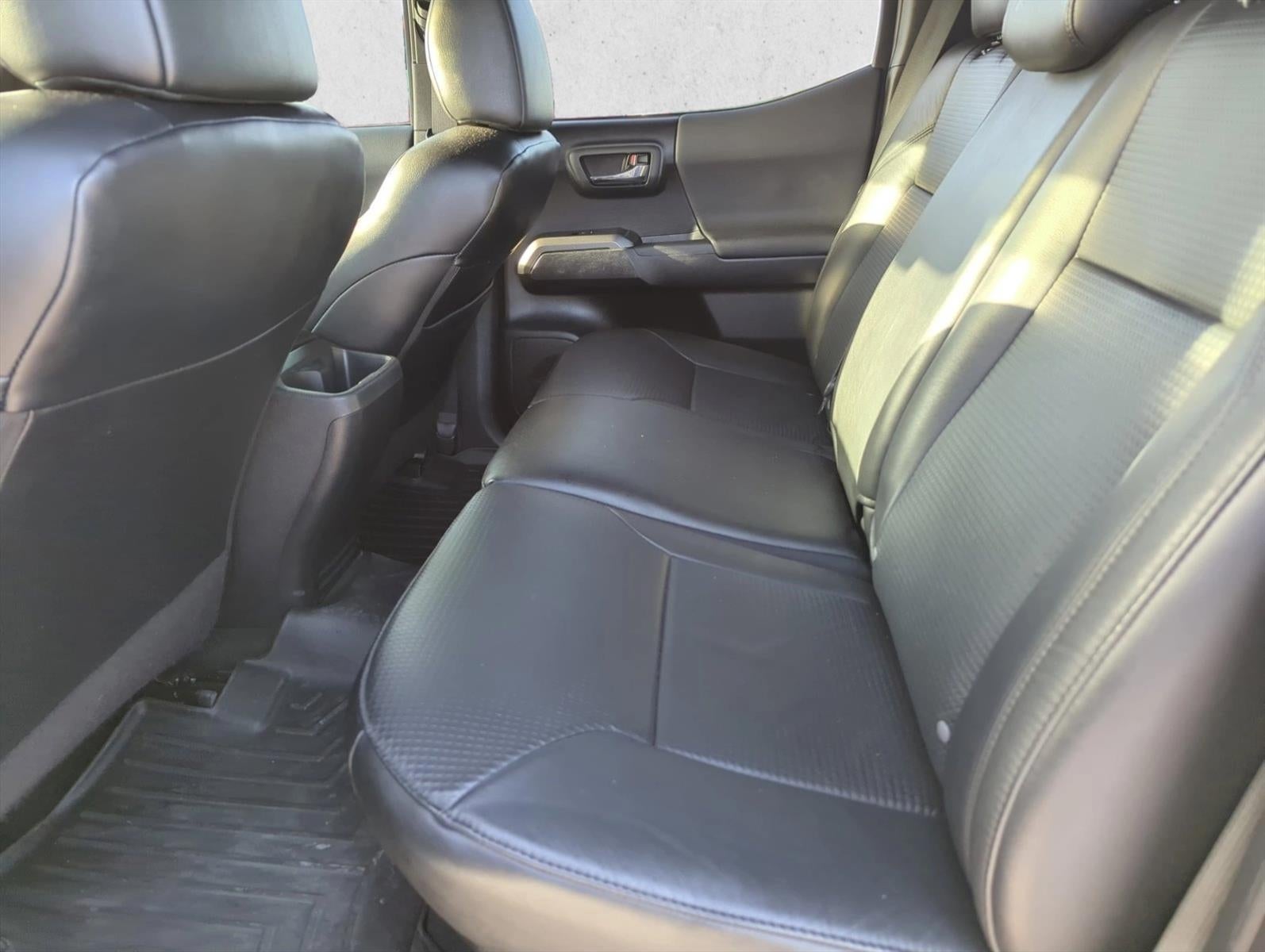 2022 Toyota Tacoma 4WD 4WD TRD Sport Double Cab 5' Bed V6 AT (Natl)