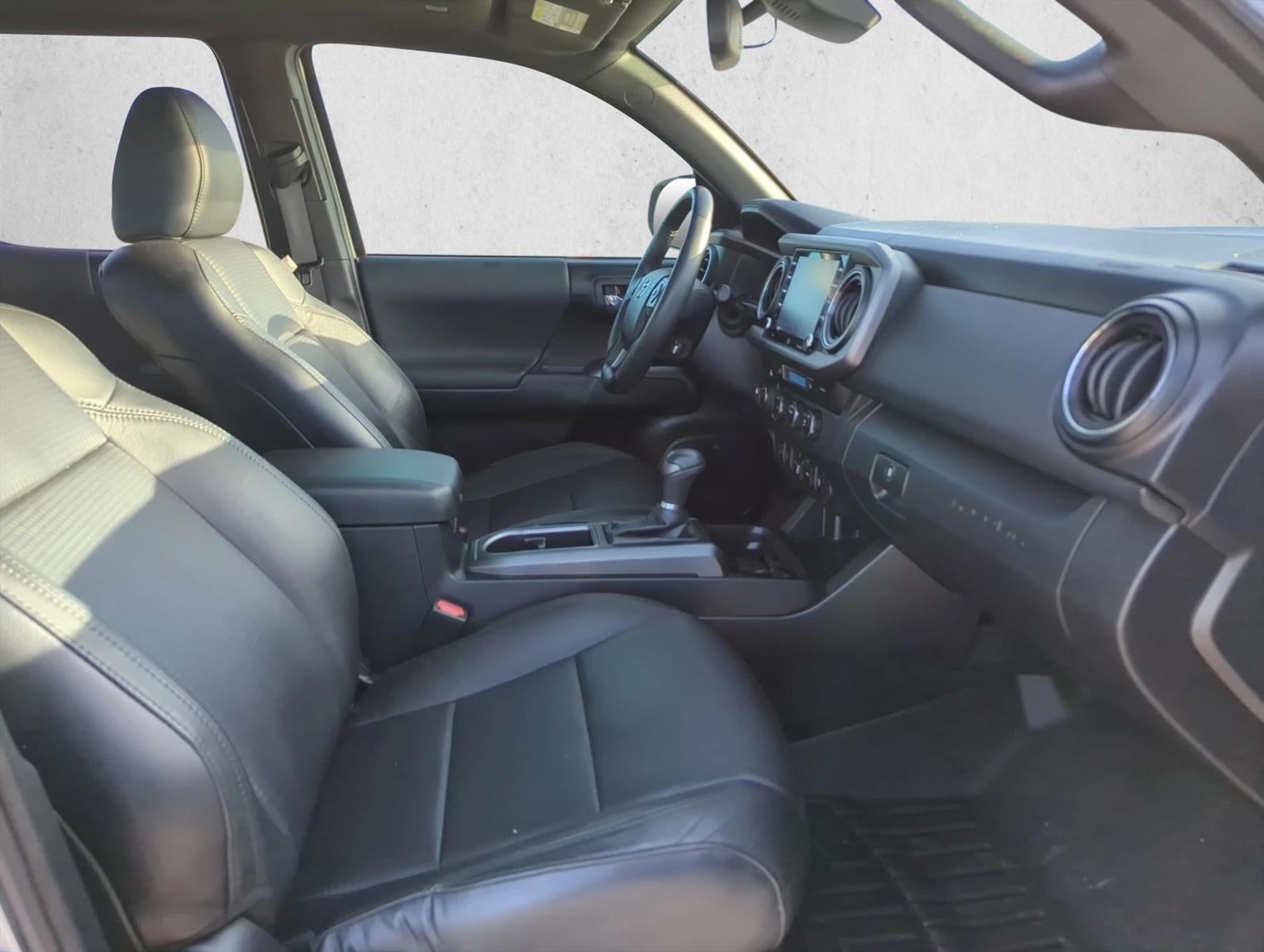 2022 Toyota Tacoma 4WD 4WD TRD Sport Double Cab 5' Bed V6 AT (Natl)