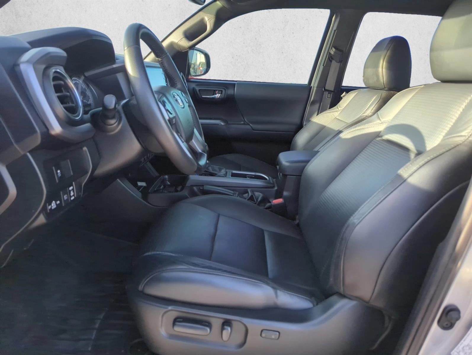 2022 Toyota Tacoma 4WD 4WD TRD Sport Double Cab 5' Bed V6 AT (Natl)