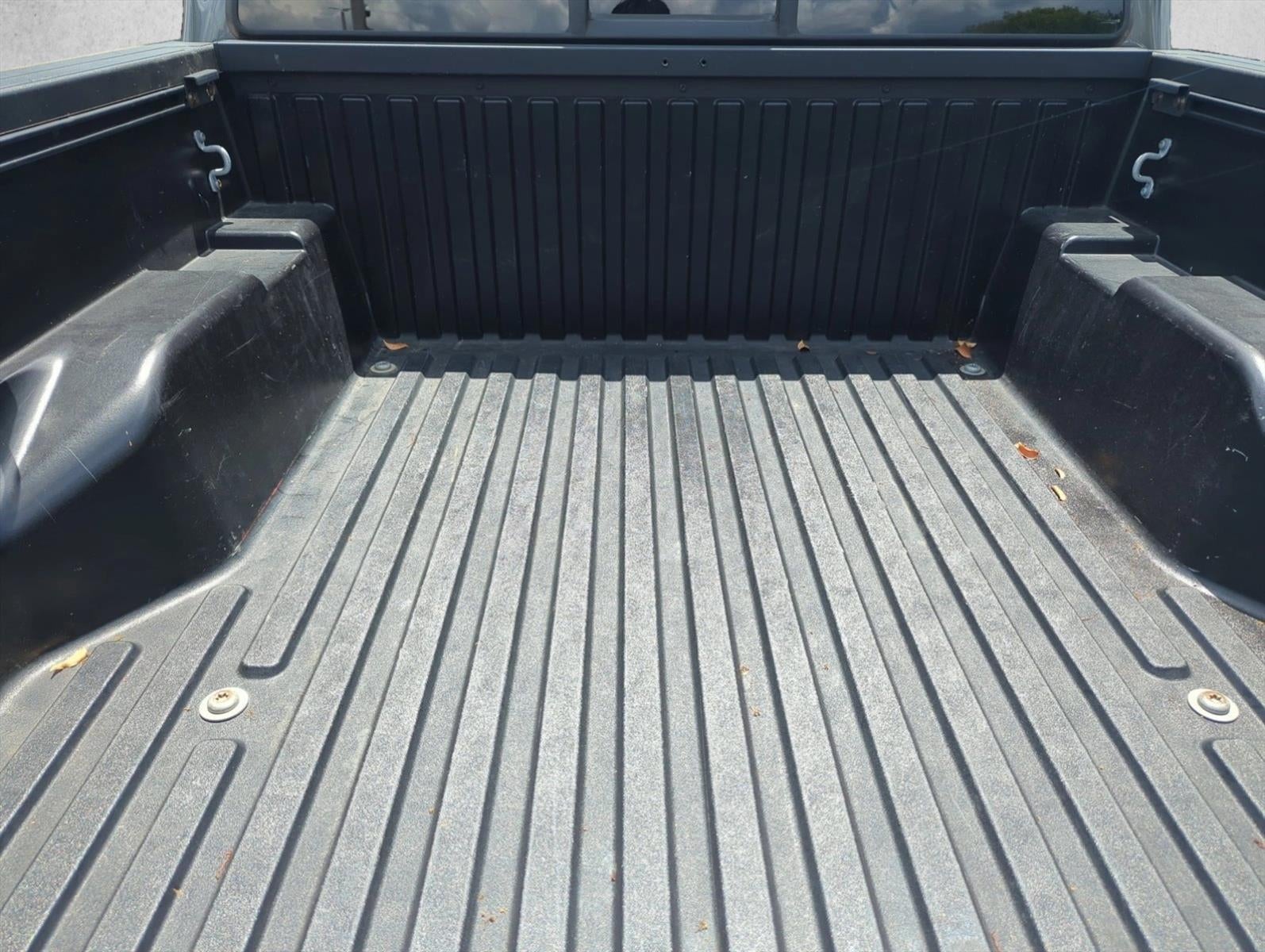2023 Toyota Tacoma 4WD 4WD SR Double Cab 5' Bed V6 AT (GS)