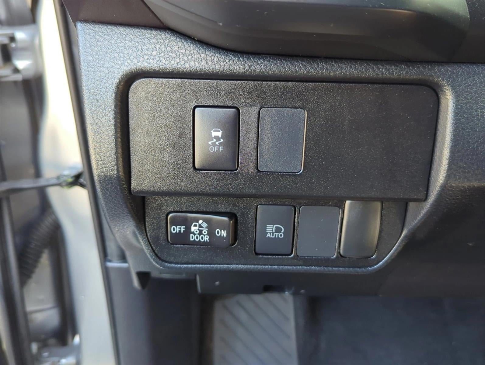 2021 Toyota Tacoma 4WD 4WD SR Double Cab 5' Bed V6 AT (GS)